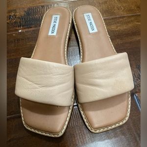 Steve Madden Cream Sandal - 7.5